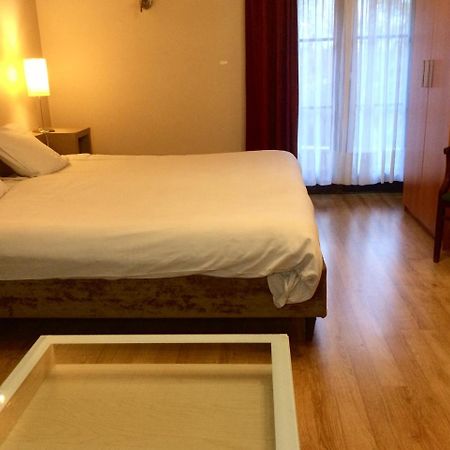 Hotel La Venerie วีร์ตง ภายนอก รูปภาพ