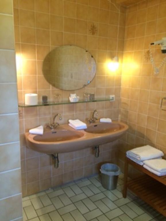 Hotel La Venerie วีร์ตง ห้อง รูปภาพ
