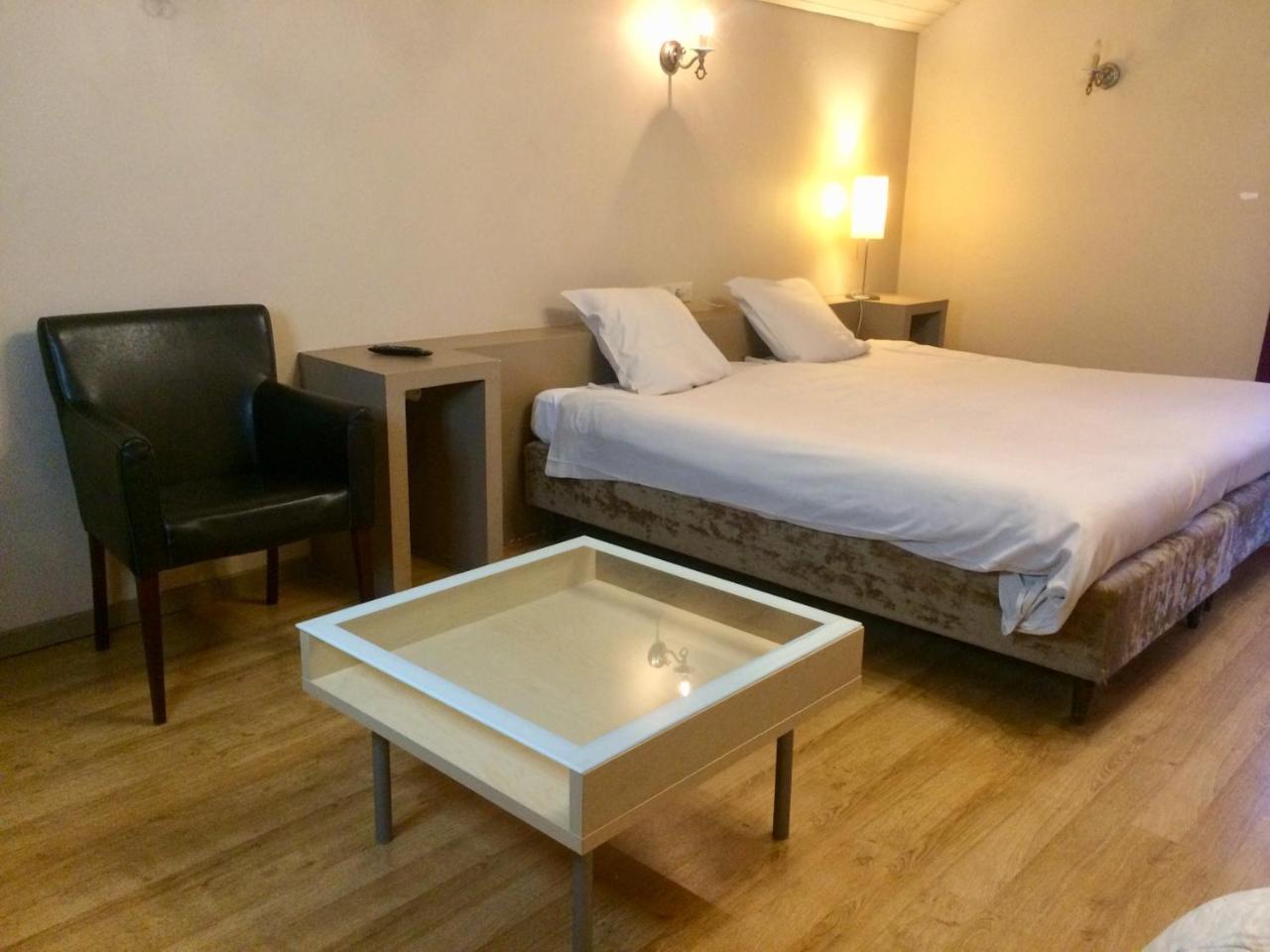 Hotel La Venerie วีร์ตง ภายนอก รูปภาพ