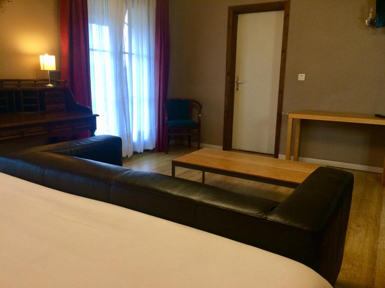 Hotel La Venerie วีร์ตง ภายนอก รูปภาพ