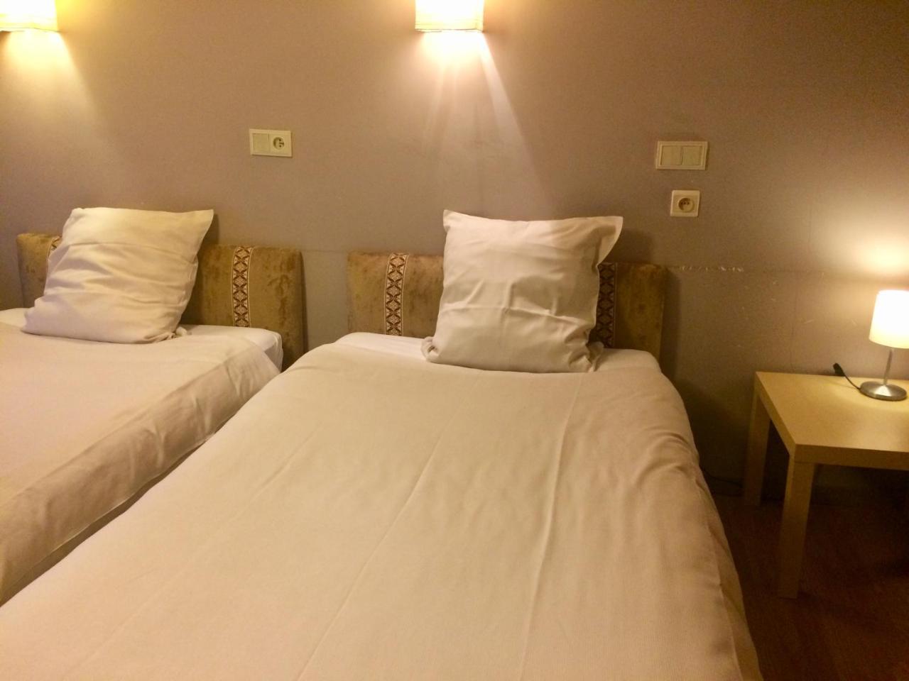 Hotel La Venerie วีร์ตง ภายนอก รูปภาพ